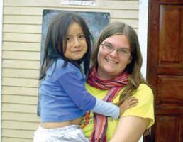 Maren Kater arbeitet mit kleinen Kindern. (Foto:  SN pr.)