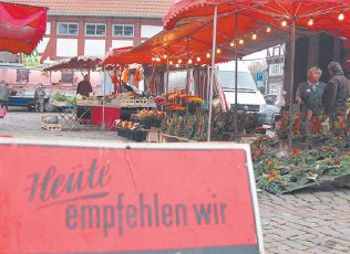 Wochenmarkt Obernkirchen. (Foto:  SN mld)