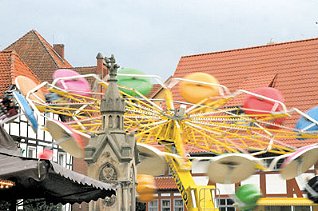 Barbarossamarkt lockt in die Stadt (Foto:  SN rnk)