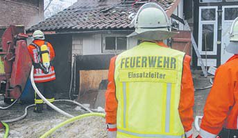 Bei Schuppenbrand Schlimmeres verhindert. (Bericht und Foto:  mld / fh)