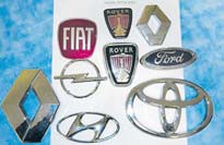 Wer vermisst Auto-Embleme? (Foto:  SN pr.)
