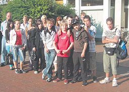 8. Klasse besucht Soldaten in Achum. (Foto:  SN pr.)