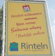 In Rinteln werden Besucher gleich in mehreren Sprachen begrt. (Foto:  SN rnk)