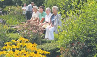 Musikgenuss im Brockmannschen Garten. (Foto:  SN sig)