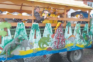 Das Rott Htte hat gleich zwei Wagen, die sich mit den Dinos befassten. (Foto:  SN sig)