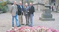 Rainer Schomann (von links) und Sigmund Graf Adelmann mit Sibylle und Karlwilhelm Ktt. (Foto:  SN sig)