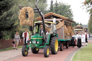 Vehlen feiert rauschendes Erntefest. (Foto:  SN clb)