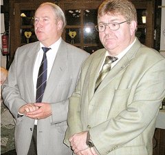 Horst Sassenberg und Robert Rammelsberg (r.)